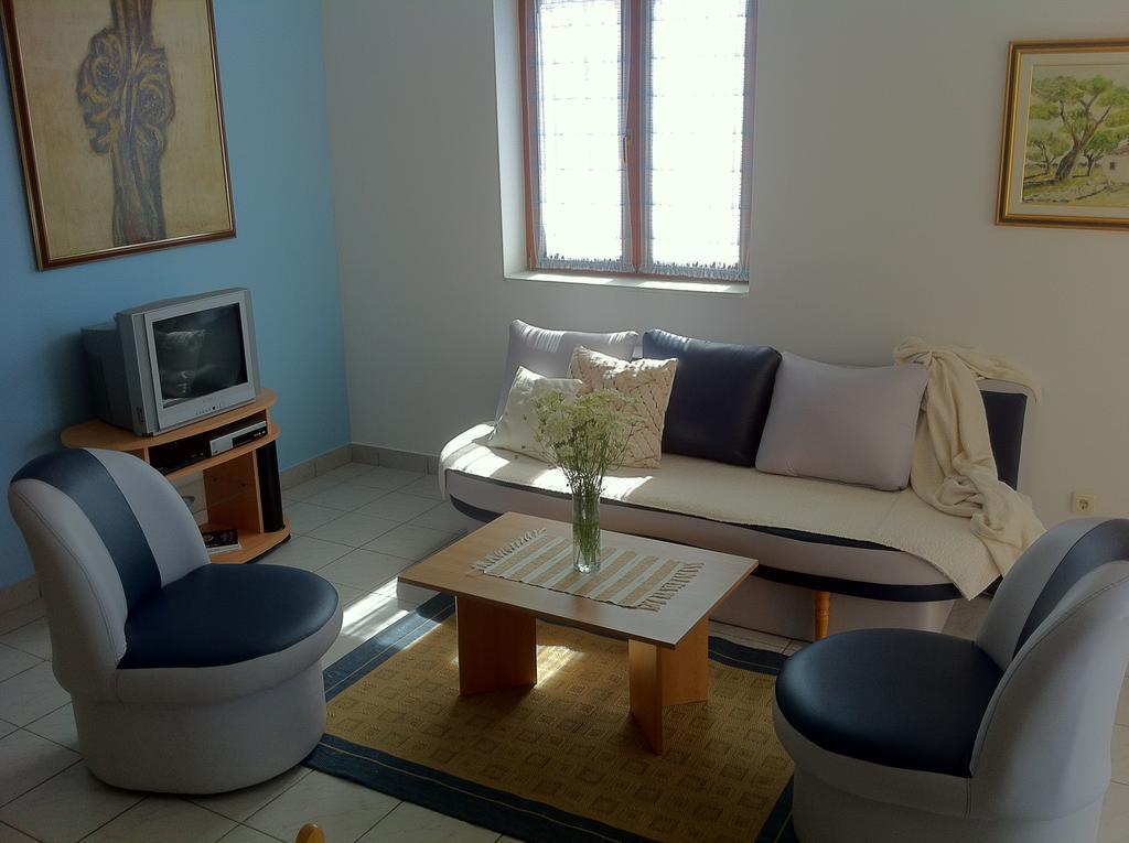 Apartments Leona & David Malinska Zimmer foto